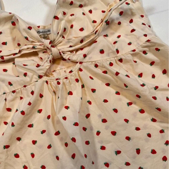 Madewell Worn-Once Women’s Adjustable Strawberry & Cream Top with Bow & Cutout - Picture 3 of 9